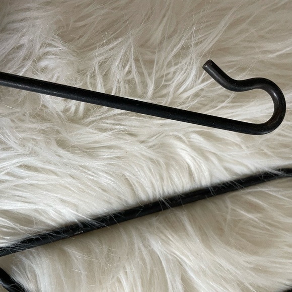 VINTAGE WROUGHT IRON HEART SHAPED DINNER BELL WITH STRIKER - Picture 4 of 4